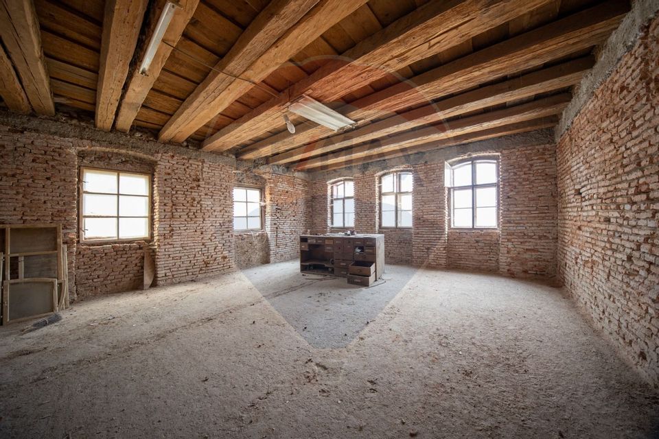 8 room House / Villa for sale, Central area