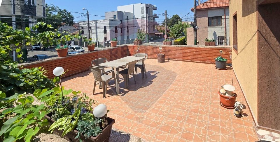 Multifunctional building D+P+E+M located in Constanta, Baba Novac area