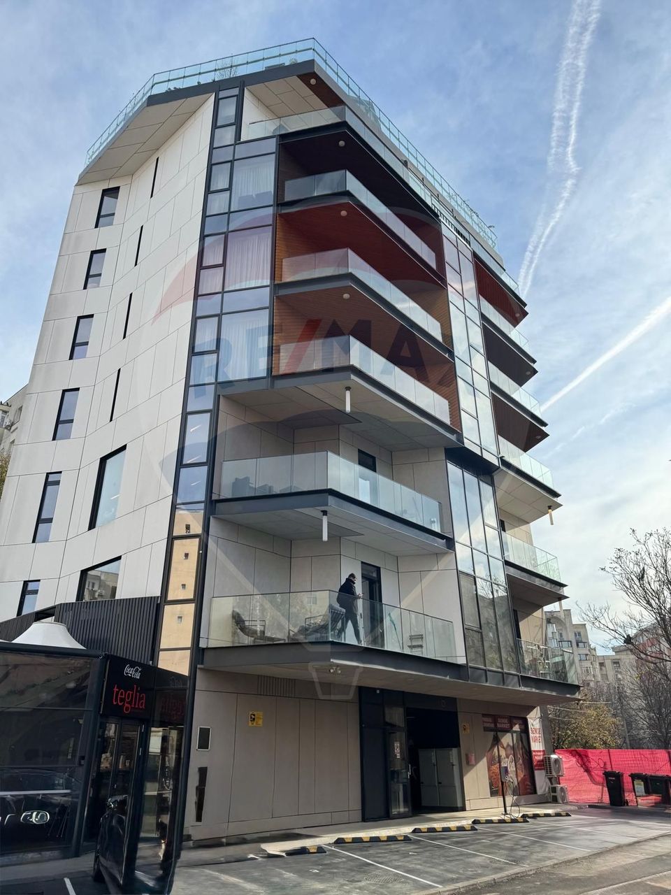 Opportunity - Premium office space in Decebal Area Mixed Building