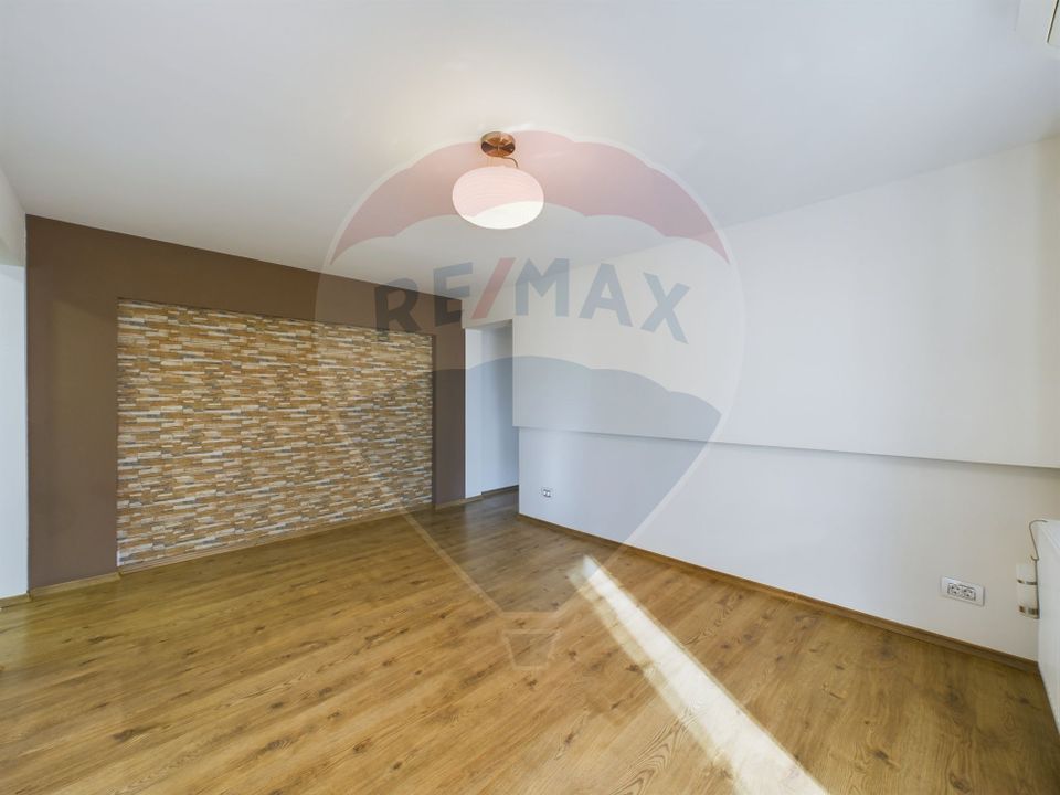 4 room Apartment for sale, Harmanului area