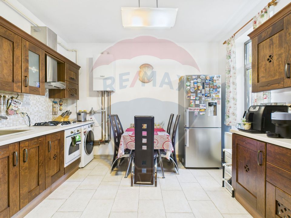 Casă / Vilă zona Eroii Revolutiei