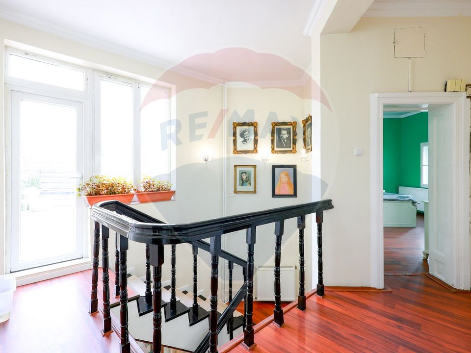 10 room House / Villa for sale, Central area
