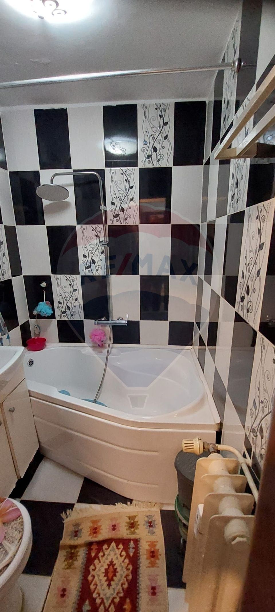 Apartament cu 2 camere de vânzare in Drumul Taberei B-dul Timisoara