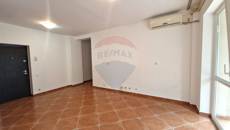 3-room apartment for sale in the Ozana area close to the metro