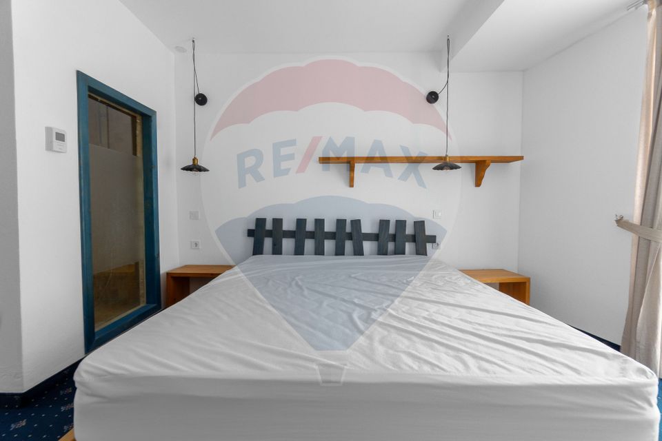 39 room Hotel / Pension for sale