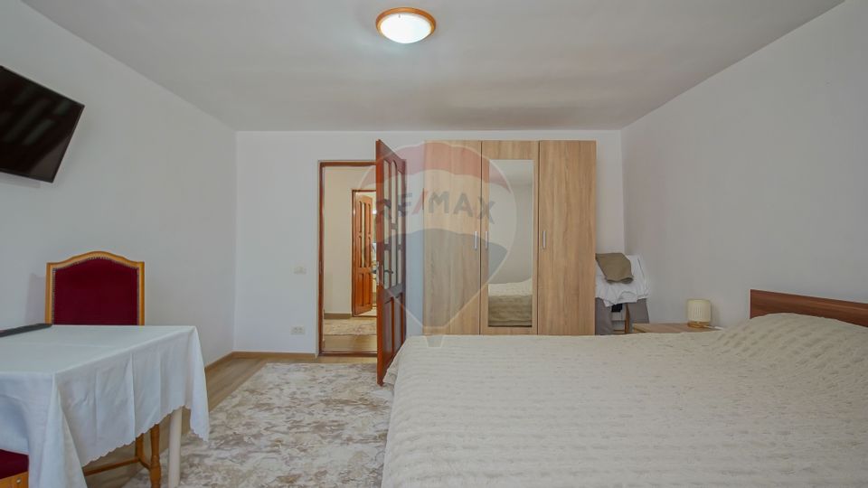 9 room House / Villa for sale, Promenada area