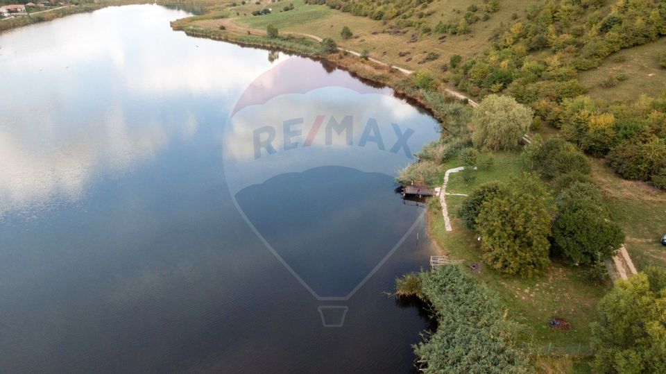 Teren intravilan 1501 mp | iesire la lac | cadastrat