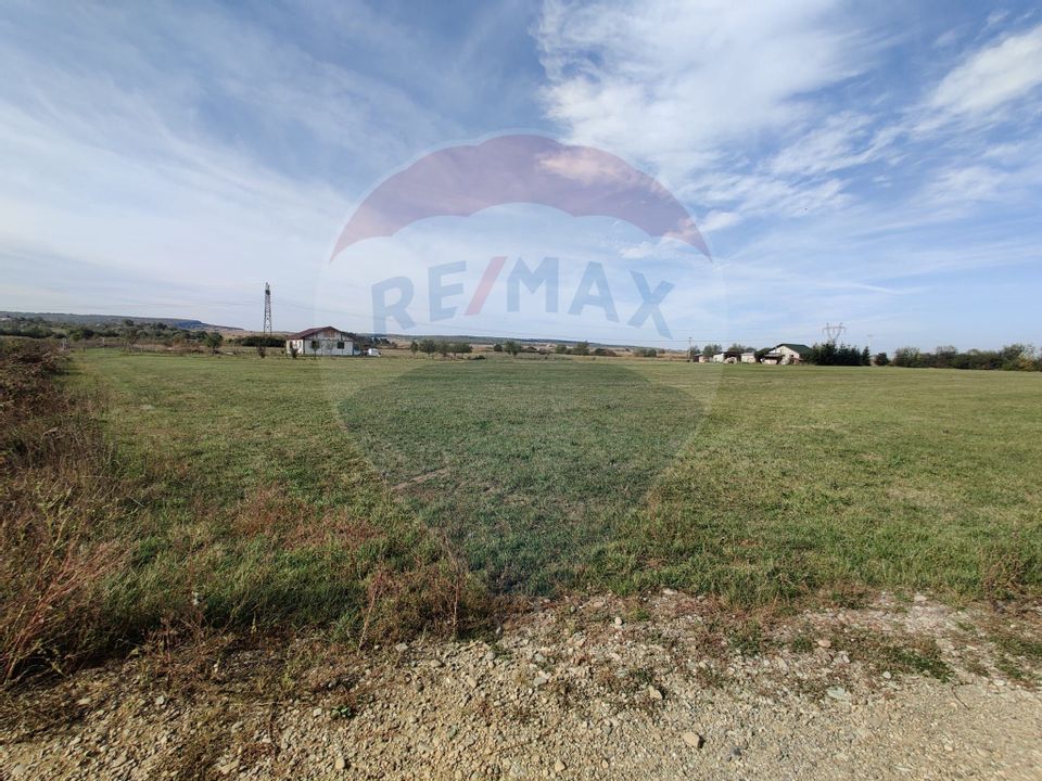 Land 7,631sqm Sacalaseni / Strada Europei