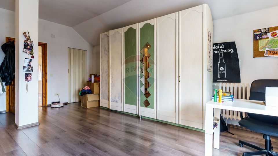 Casă lângă Campusul Hașdeu/UMF- Ideală pentru locuințǎ sau investiție!