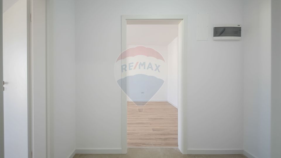 2 room Apartment for sale, Tractorul area