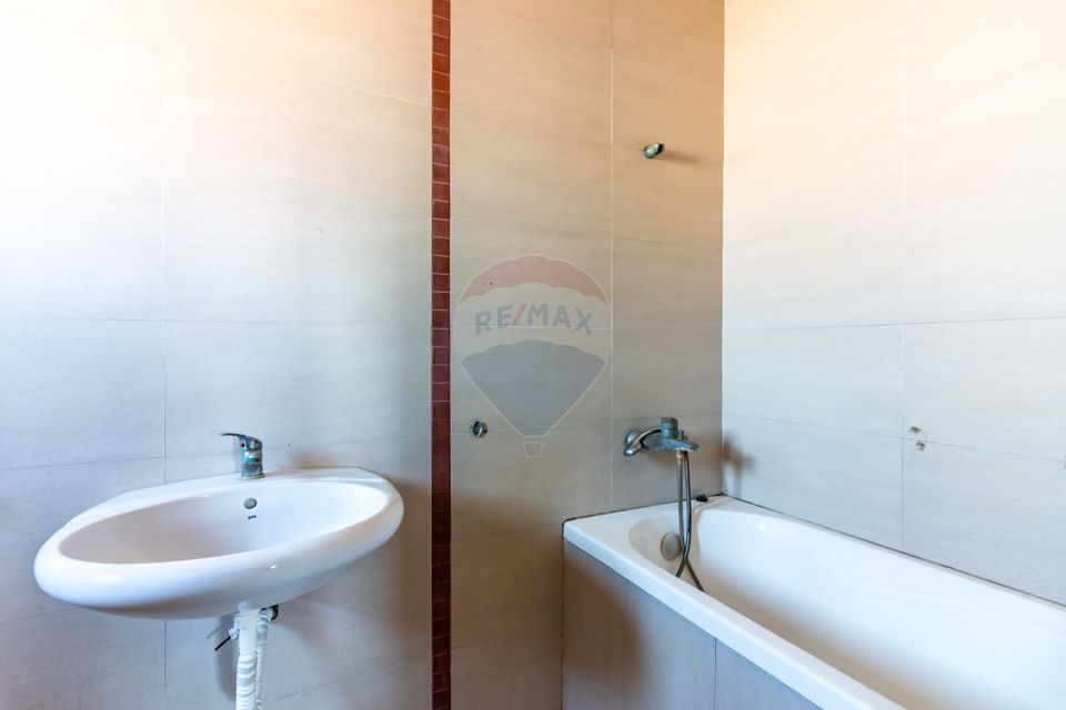 Casă / Vila de vanzare in Tunari, centru, parc, autobuz, utilitati