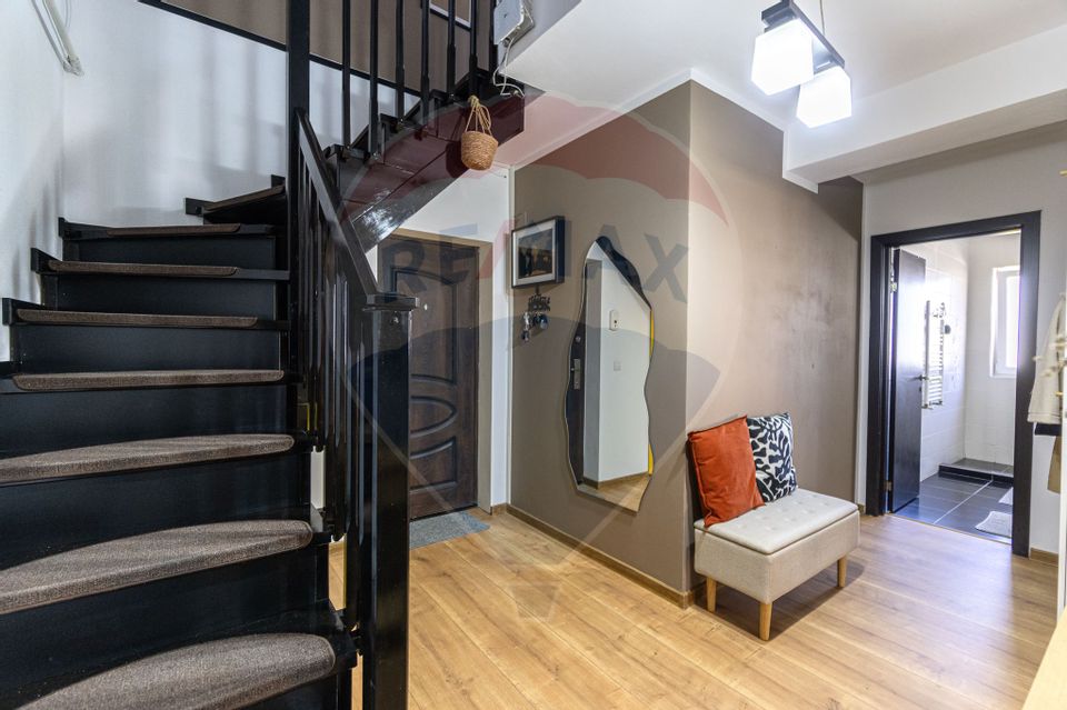 COMISION 0%| DE VANZARE| 3 CAMERE+MANSARDA AMENAJATA| LOC DE PARCARE|