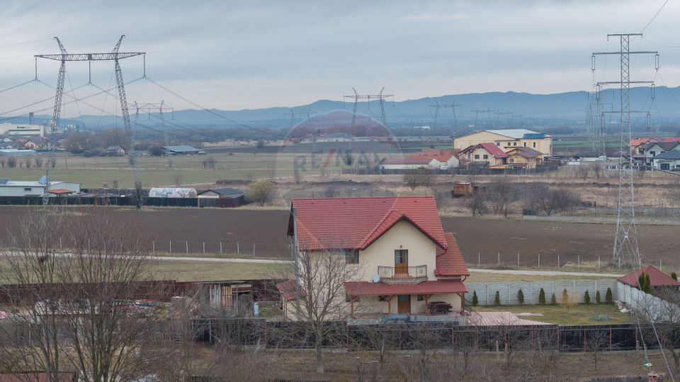 Casă cu 7 camere de vânzare Sanpetru | COMISION 0%