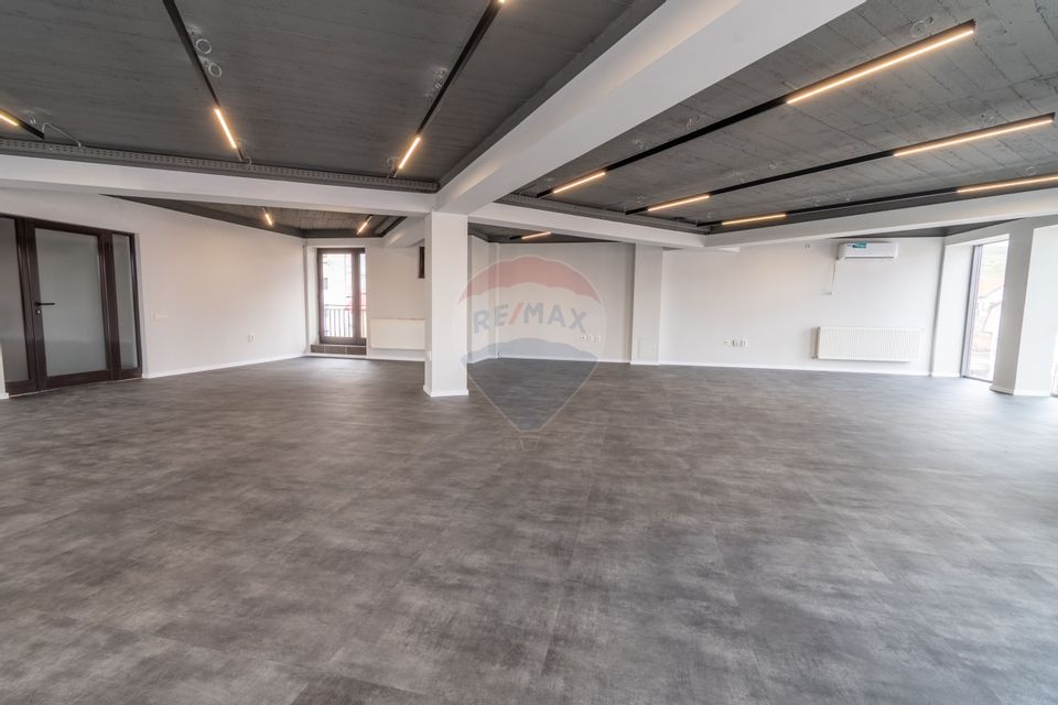 240sq.m Office Space for rent, Gara area