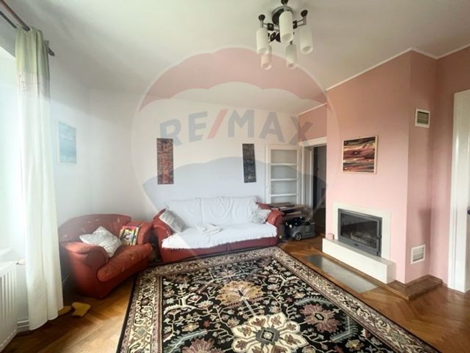 Apartament de inchiriat sttr. Gales, Parc Sub Arini