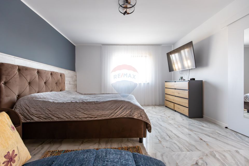 5 room House / Villa for sale