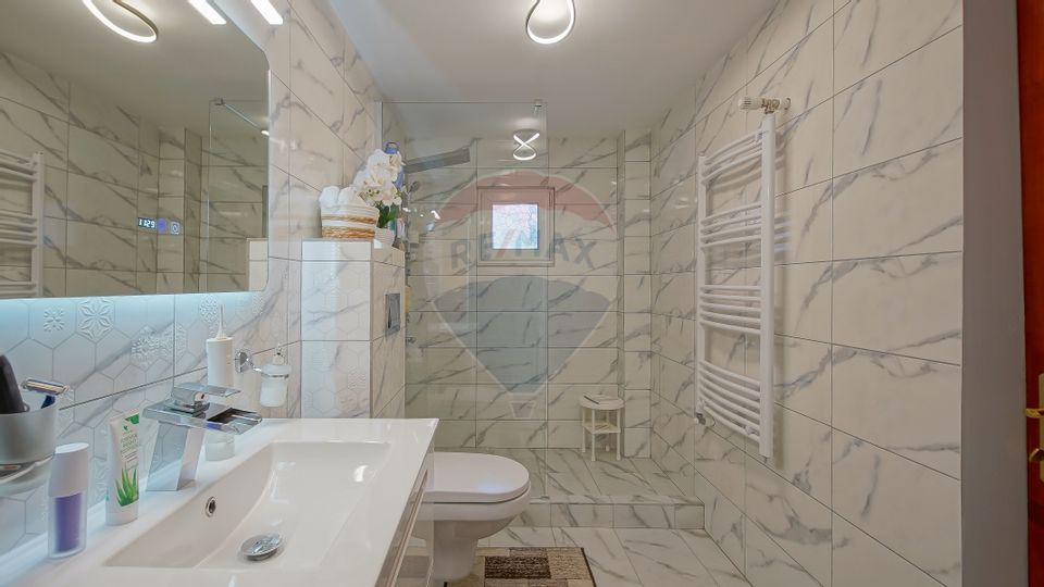 9 room House / Villa for sale, Promenada area