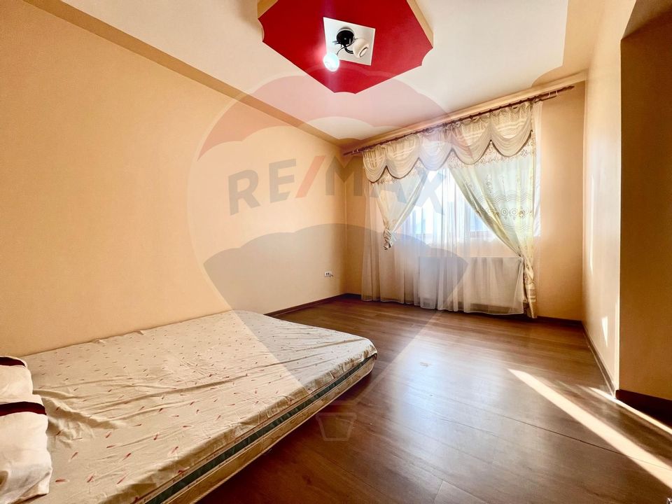 5 room House / Villa for sale