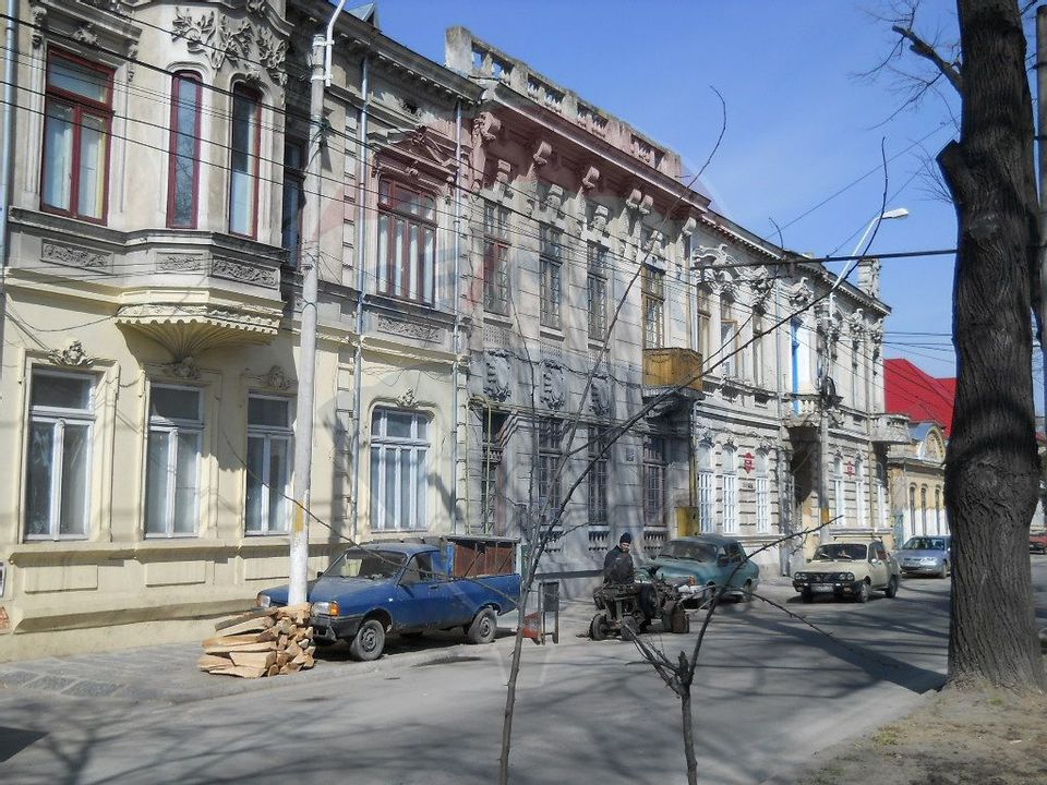 House / Villa for sale in the Historical Center of Braila