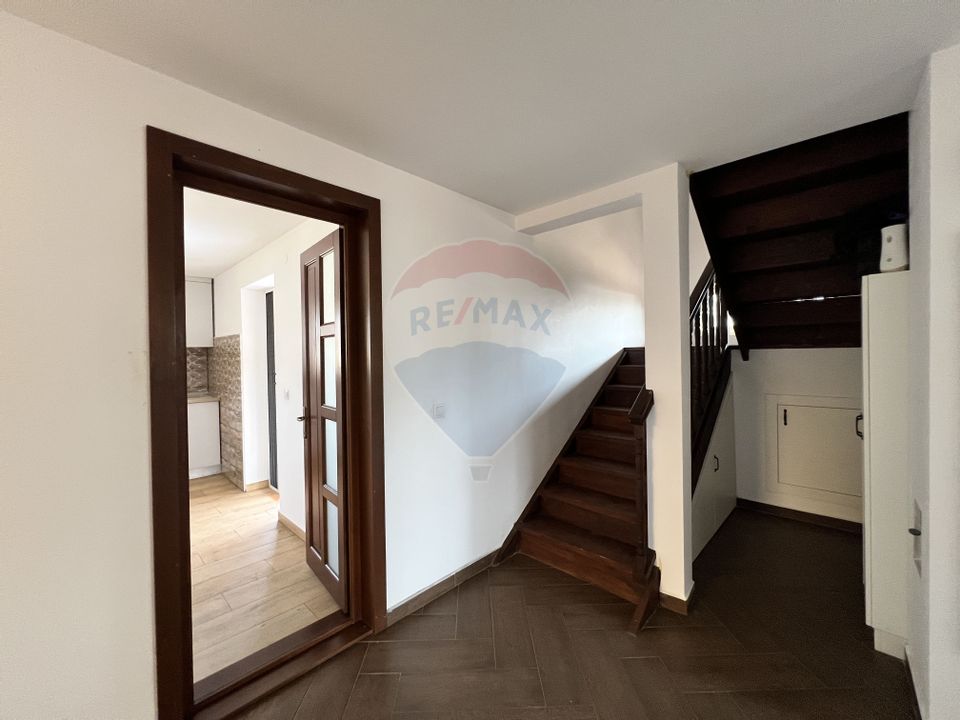 Casă de vânzare – Comuna Berceni, Strada ZânelorCasă / Vilă