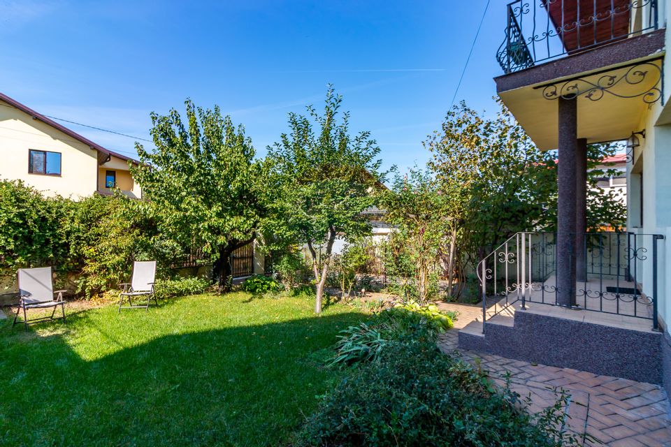 Casă / Vilă cu 5 camere de vânzare Popesti-Leordeni