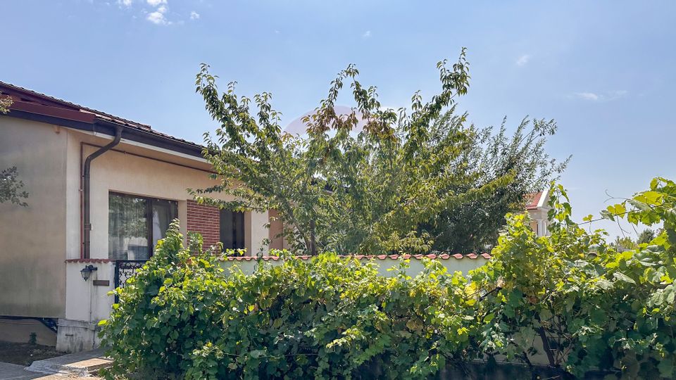 Vila cu doua unitati locative de inchiriat în zona de Nord / Sisesti