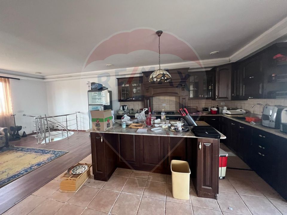 Land 4,335sqm Golesti / Aleea CAP