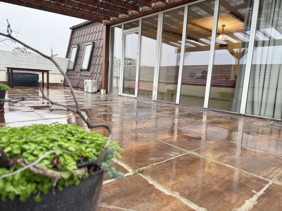 Apartament de 3 camere cu terasă generoasă în Complexul New Residence