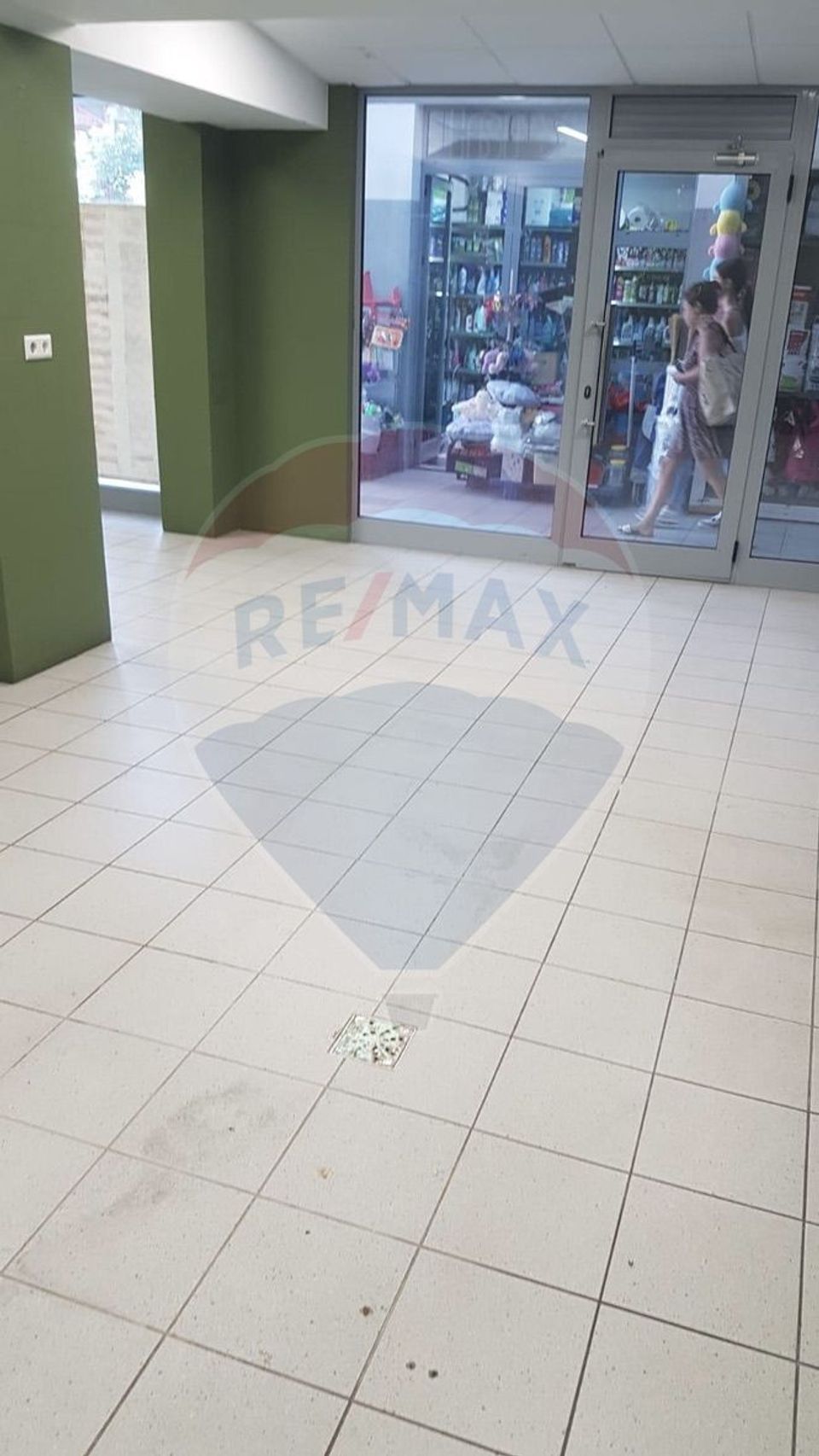 INCHIRIERE Spatiu comercial in Piata Domenii