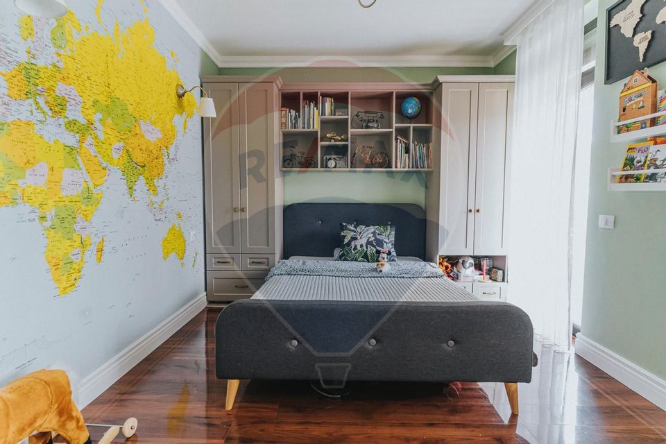 Ready to Move Family Home with Heated Pool – Gheorghe Doja Street, Ora