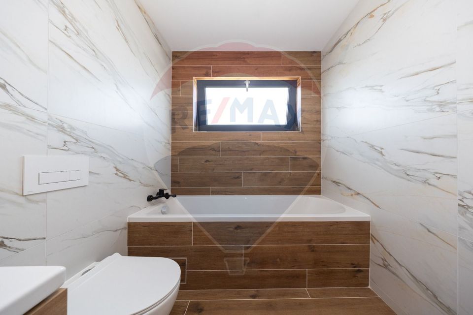 4 room House / Villa for sale