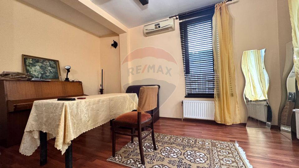 Vila P+M, 4 camere, de vanzare, Viile Noi