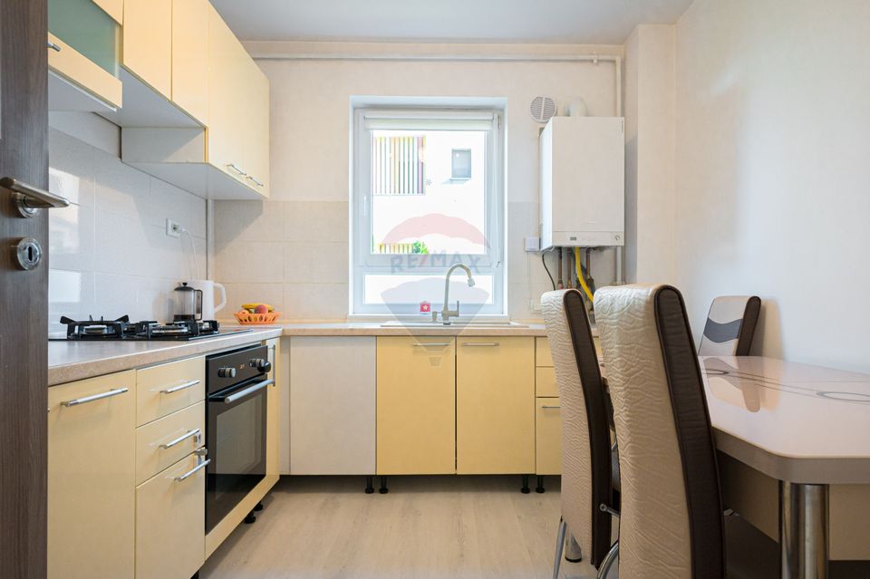 De inchiriat apartament cu 2 camere - boxa + parcare in Tractorul