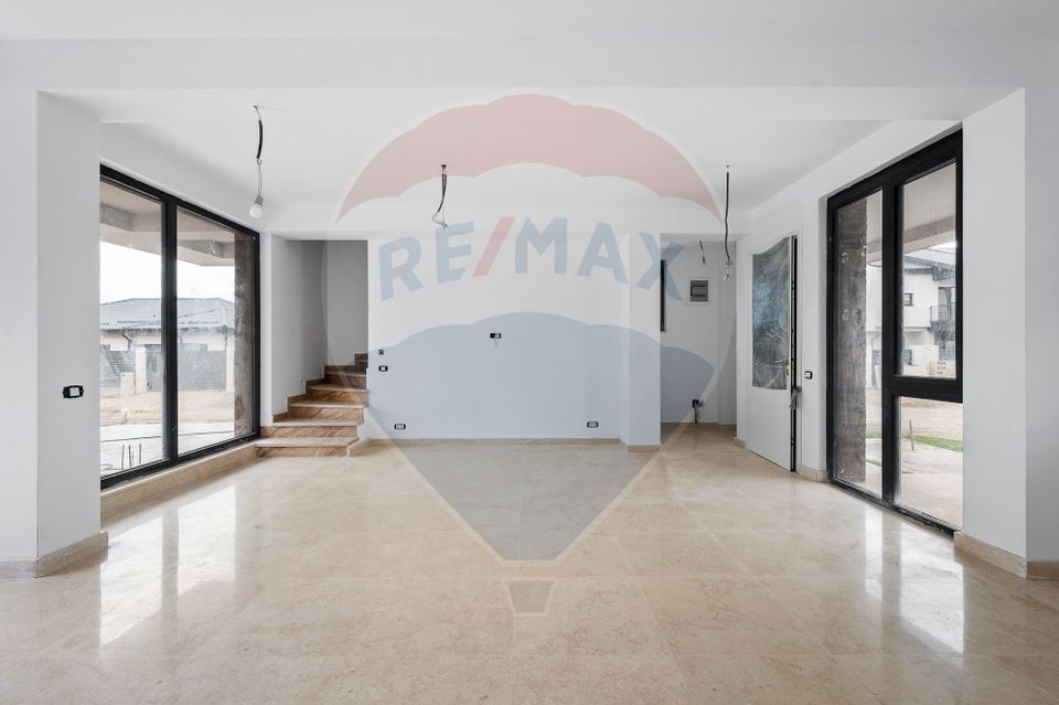 4 room Apartment for sale