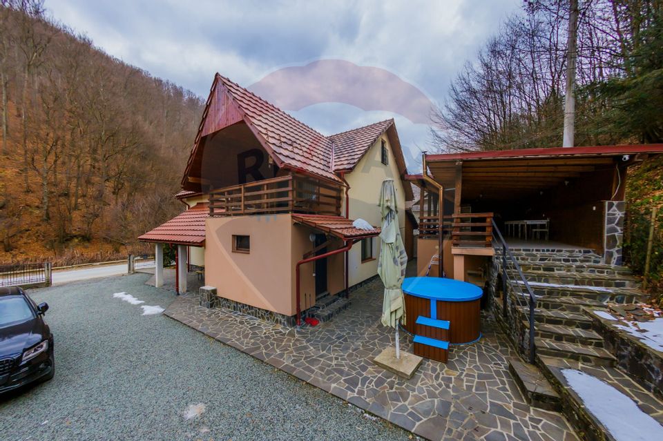 Firiza Casă/cabană de vânzare pe Valea Neagră