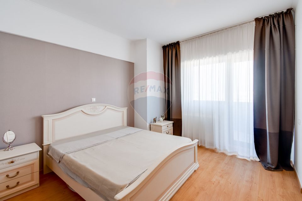 Apartament 3 camere de vanzare, 103 mp, Decebal, calea Calarasi