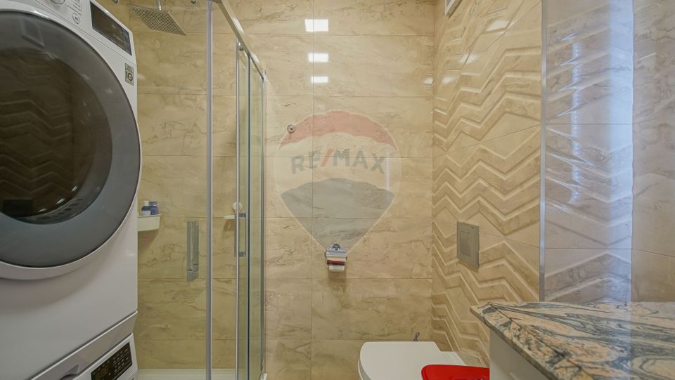 - REZERVAT -  Apartament Premium 4 Camere