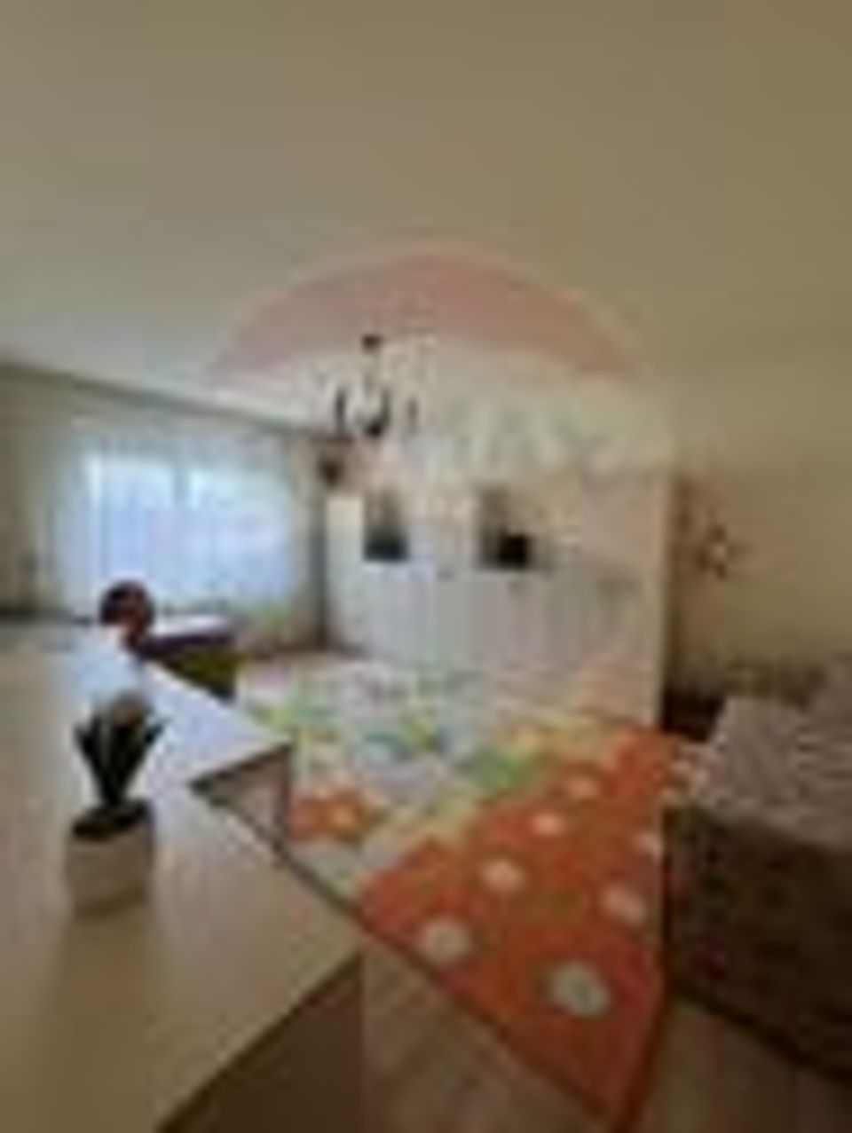 Casă / Vilă cu 5 camere de vânzare în zona Braytim