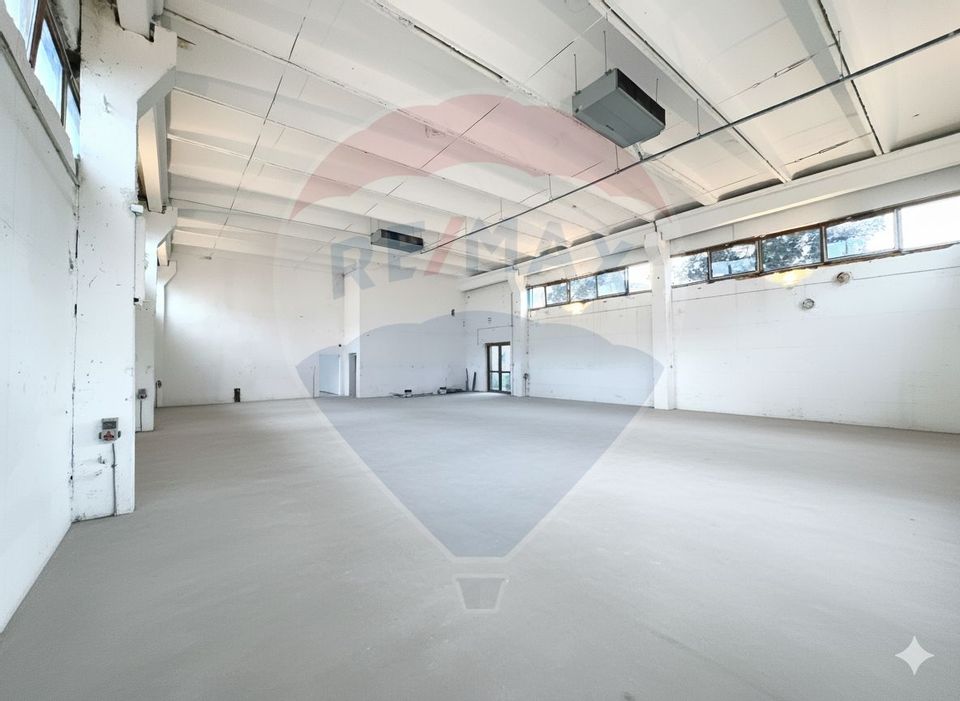 319sq.m Industrial Space, Freidorf area