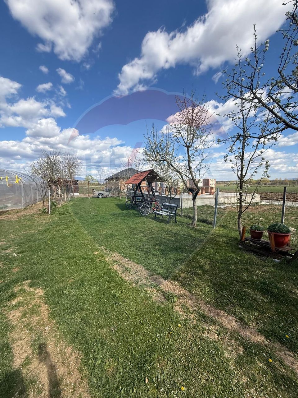 CASA DE VIS DE VANZARE IN COLTIREA