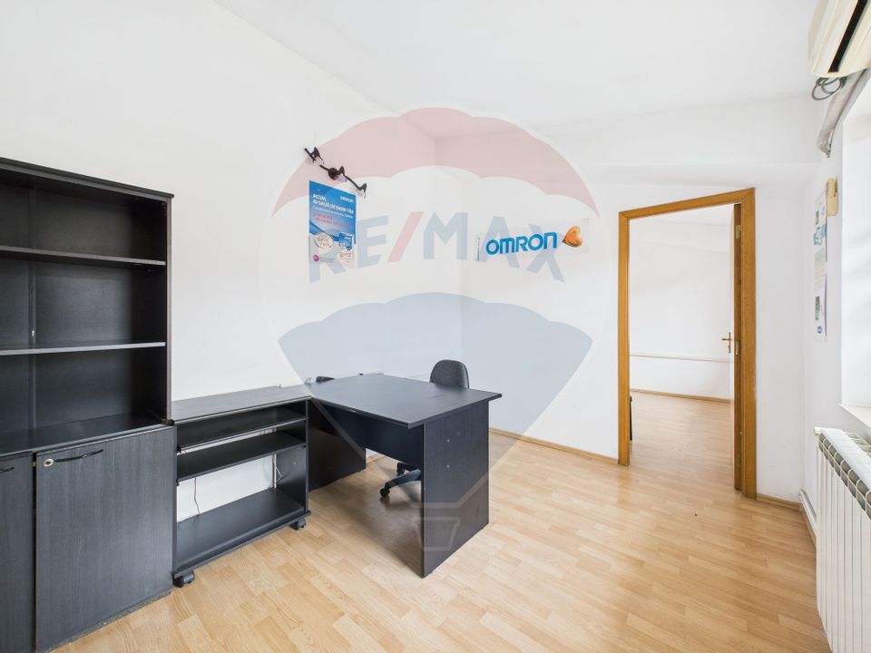 130sqm office space for rent in Unirii area