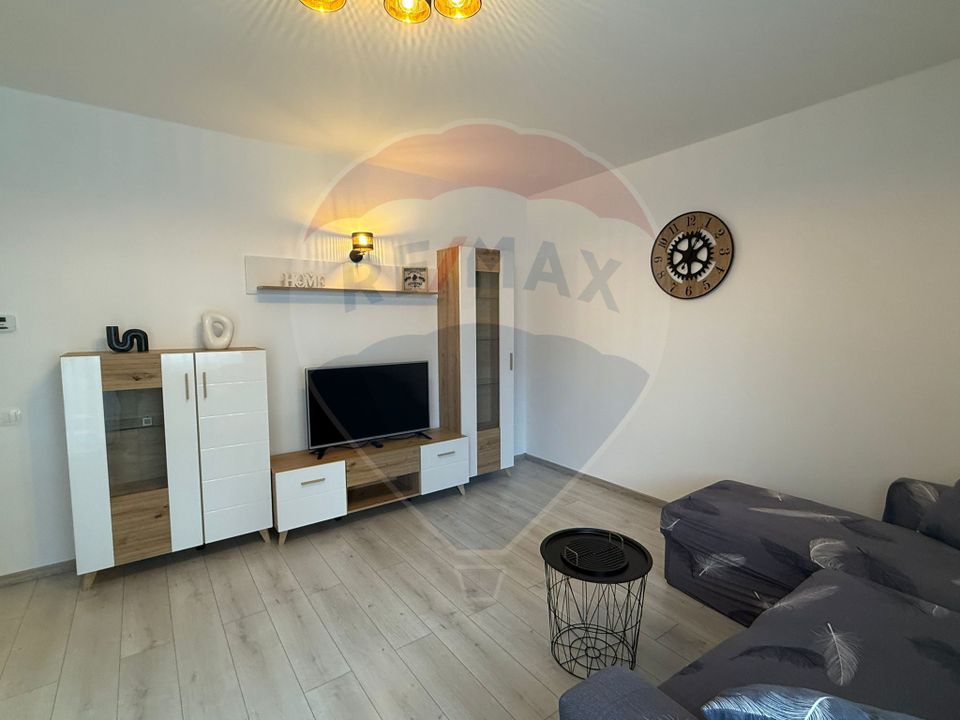 Apartament cu 3 camere, 2 bai și loc de parcare
