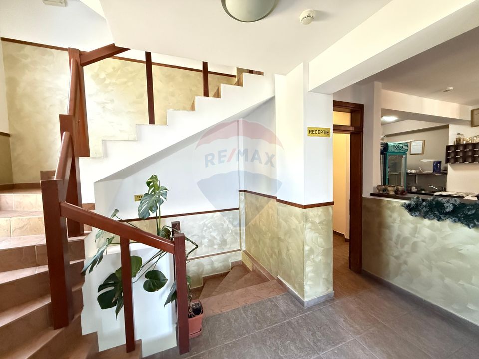 Pensiune cu 14 camere de vânzare Bucovina lângă pârtia Pojorata Malini