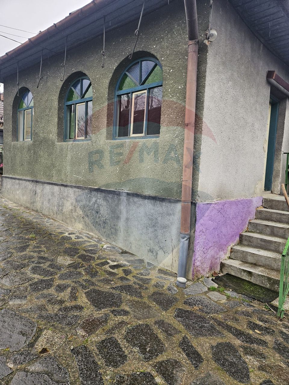 Casă / Vilă cu 4 camere de vânzare