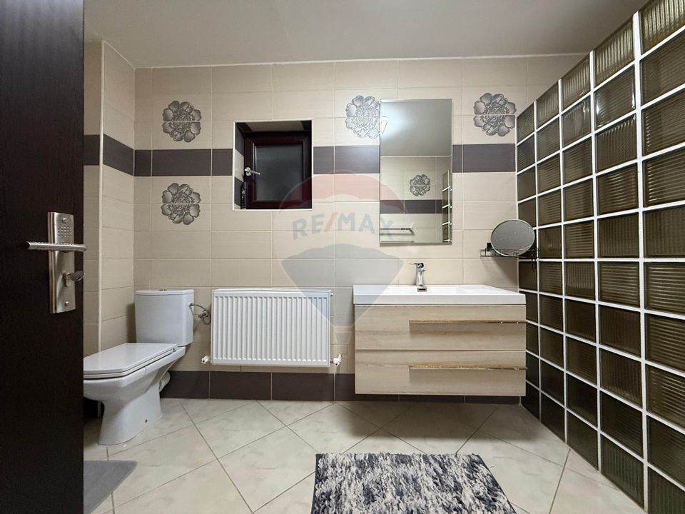 Vilă  cu 5 camere de vânzare în Șerbănești