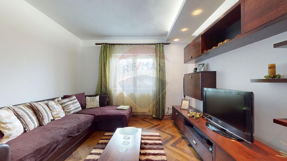 Apartament cu 2 camere de închiriat în zona Central
