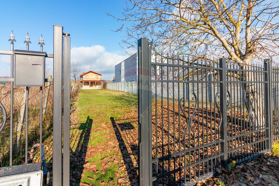 Casă finalizată, 278 mp teren 2305 mp Pleașa, Bucov, Ploiesti