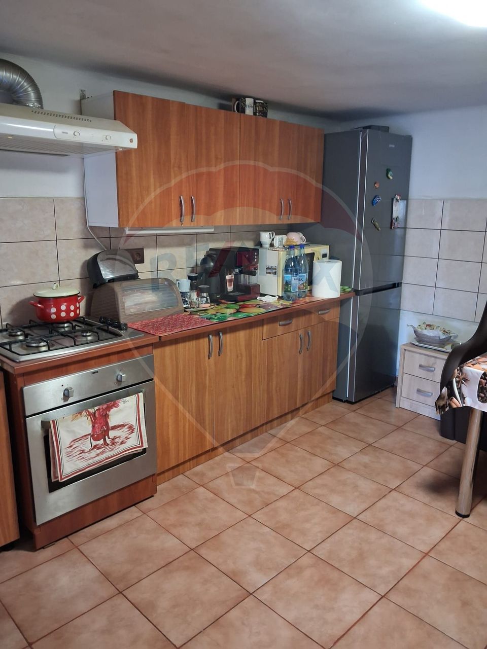 Casă spațioasă de vânzare în zona metropolitană, Fughiu