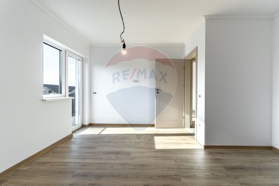 5 room House / Villa for sale