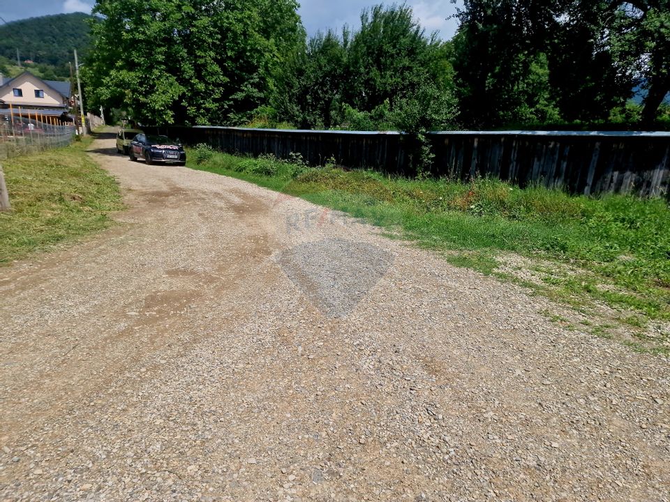 Teren intravilan 1000 mp – Viișoara, utilități